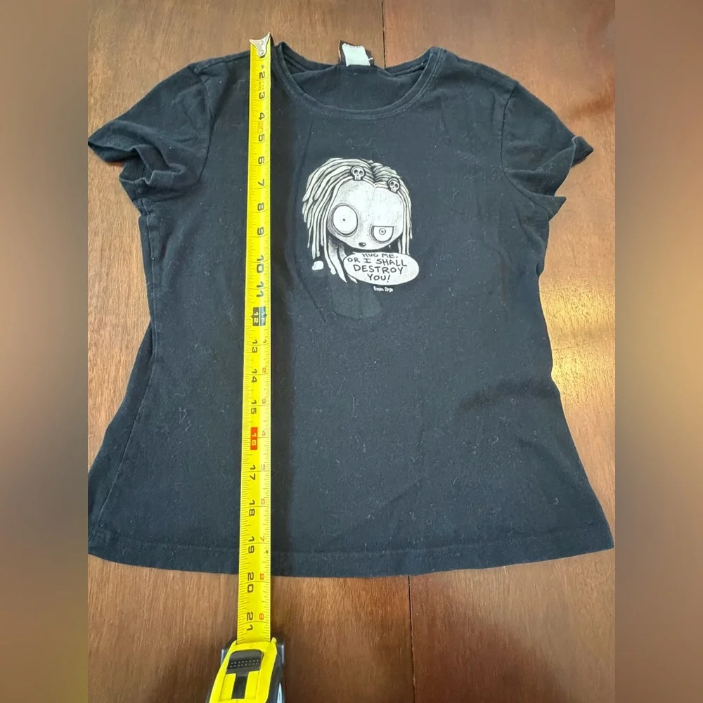Mighty Fine Doe Lenore Roman Dirge Y2K Black Graphic Short Sleeve T-Shirt Top - Picture 11 of 12